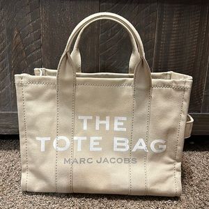 Marc Jacobs The Tote Bag